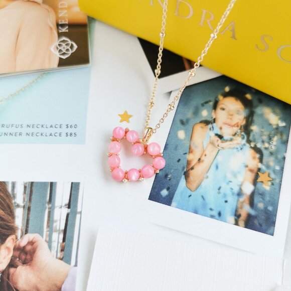 New Kendra Scott Ashton Heart Blush Ivory Mother-of-Pearl Short Necklace Gold - Picture 2 of 4